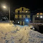 Le Flocon De Neige 公寓 *